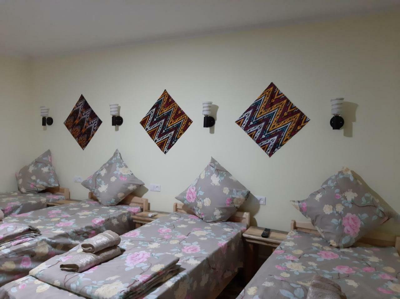 Naqqosh Bed & Breakfast Khiva Bagian luar foto